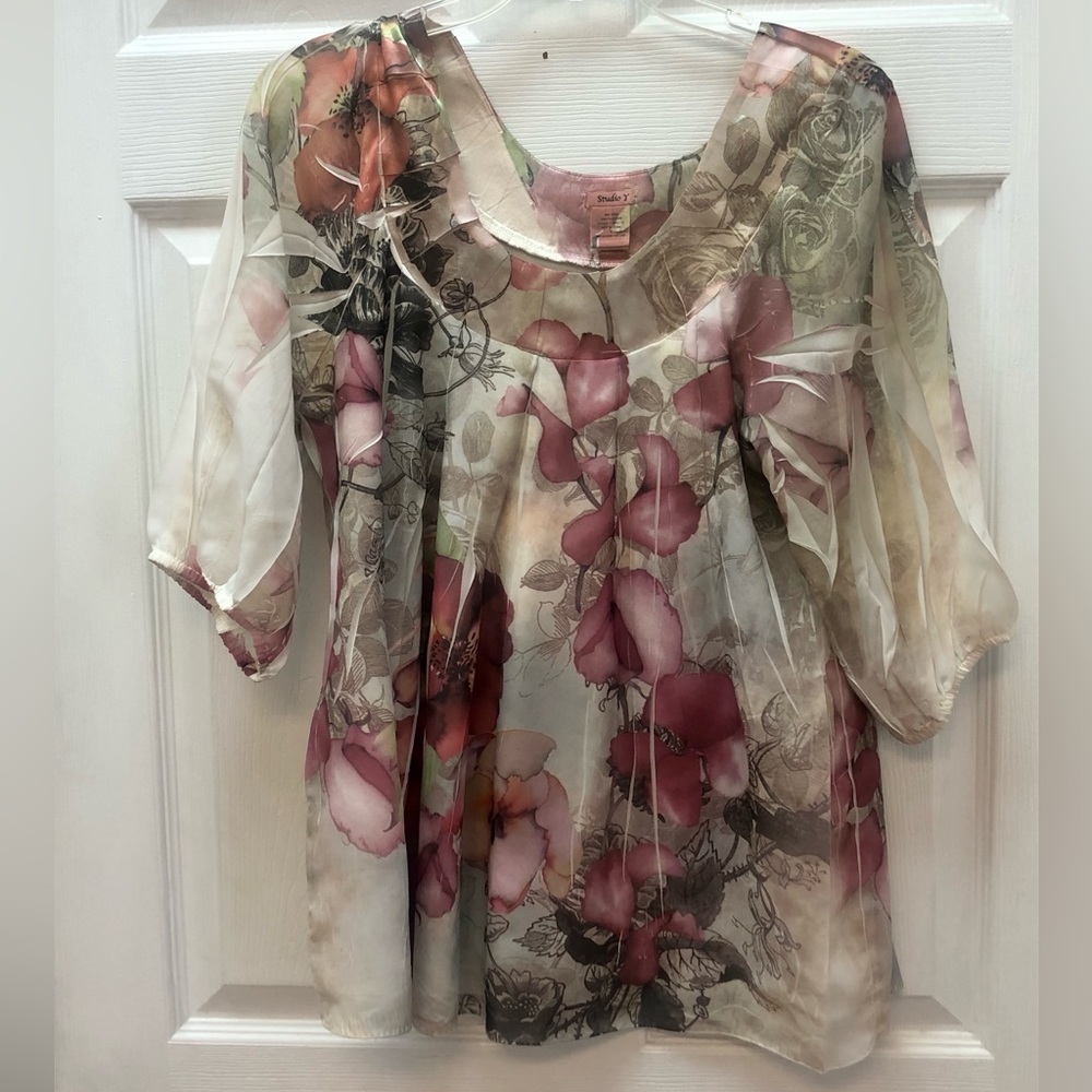 Pretty Floral Top